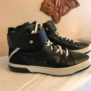 Authentic Salvatore Ferragamo Men’s size 9